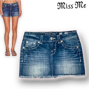 Miss Me Y2K Distressed Denim Mini Skirt Bedazzled Jean Micro raw hem size 26